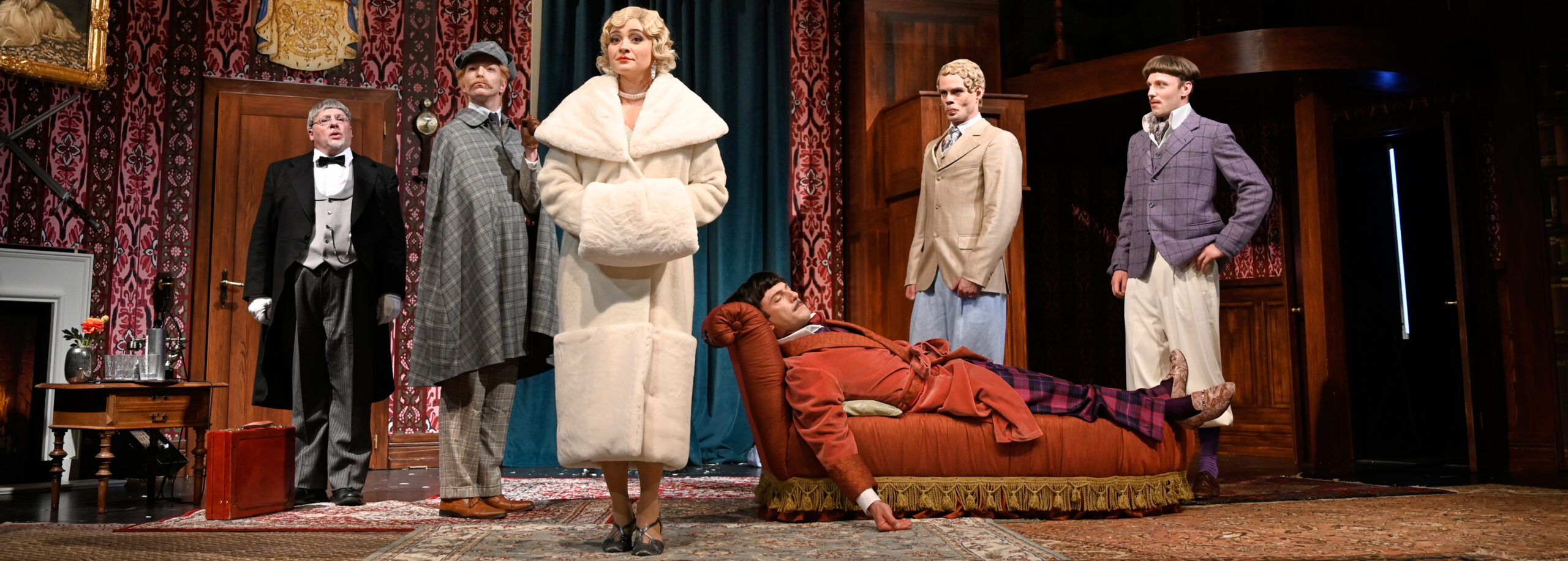 Dieses Stück geht schief (The Play That Goes Wrong)